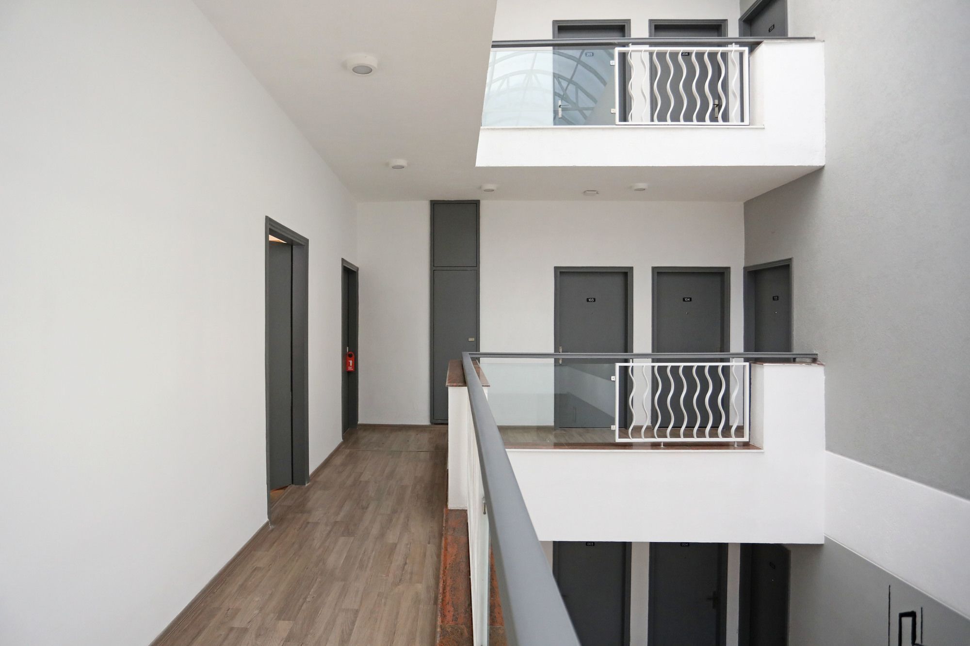 Отель Oyo Townhouse 027 Sector 15 Гургаон Экстерьер фото